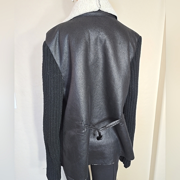Sam Edelman Black Joya Faux Leather Sherpa Lined Toggle Open Jacket Size M - Picture 7 of 10